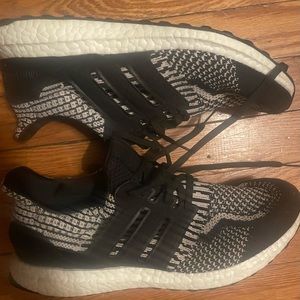 Adidas Ultra Boost 5.0 Men Size 8 DNA Oreo Black Cookies And Cream